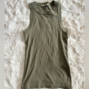 Banana Republic tank top NWT